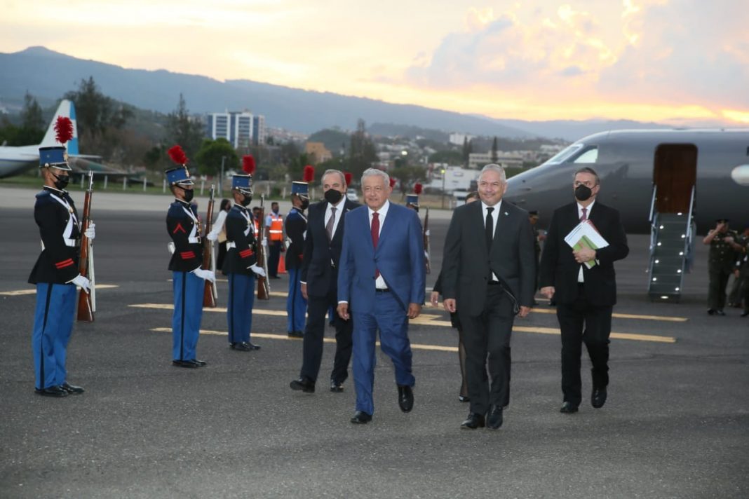 AMLO llegó a Honduras