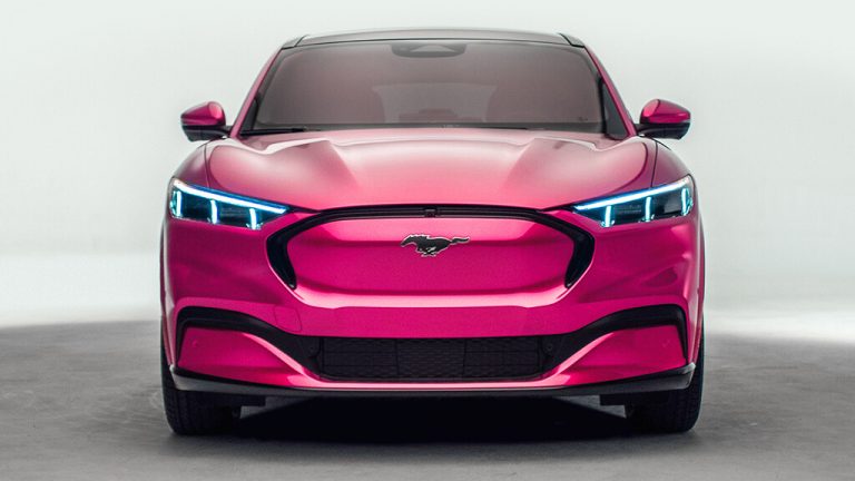 Ford Mustang rosado