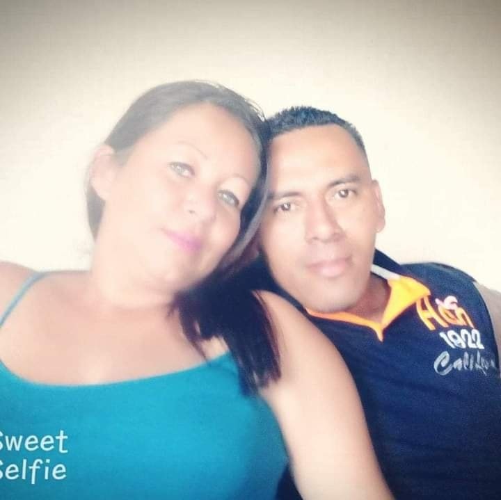 pareja muerta en Atlántida 