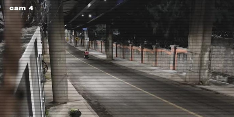 El asaltante se dio a la fuga con dirección al sector del Prado.