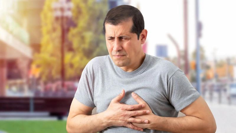 causas dolor mamas hombres