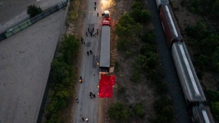 ONU migrantes muertos en tráiler