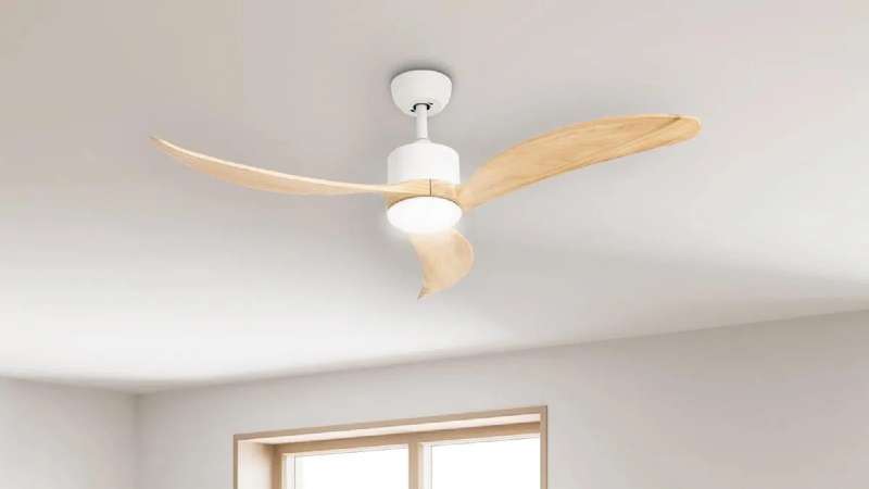 Los ventiladores de techo se pueden tener toda la noche encendidos mientras se duerme.