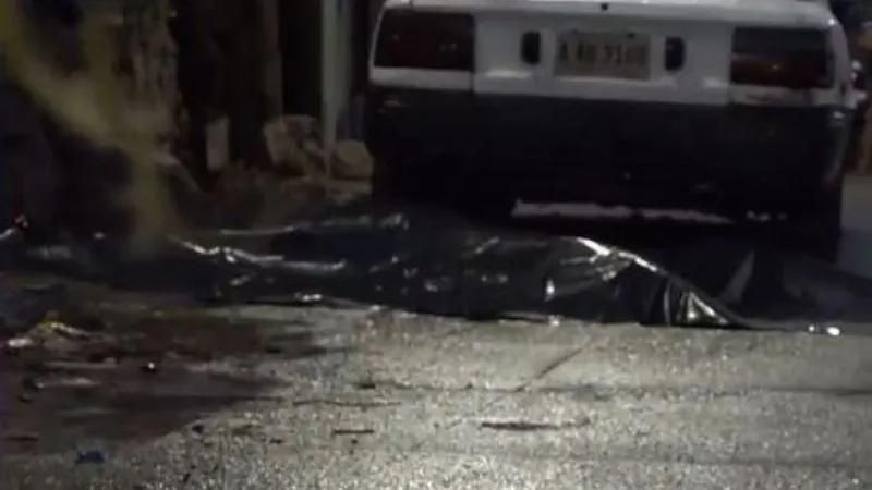 hombre muere al intentar huir de sicarios