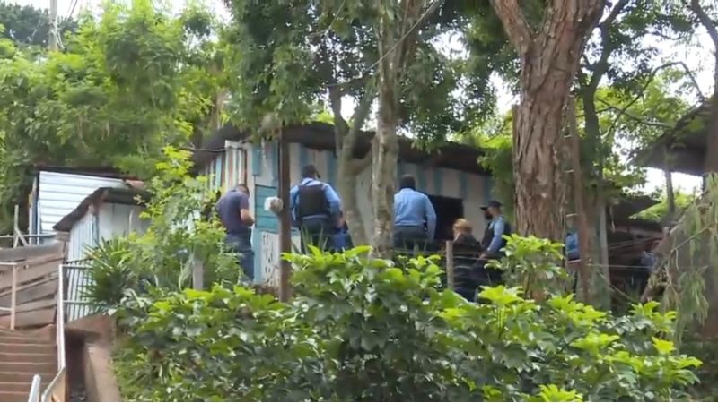 Asesinan a pareja en colonia los pinos