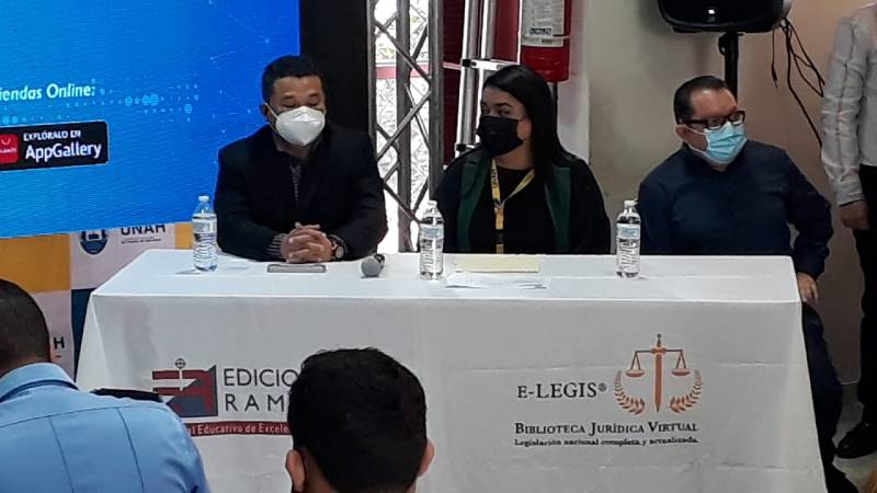 Librería Universitaria lanza aplicación E-LEGIS