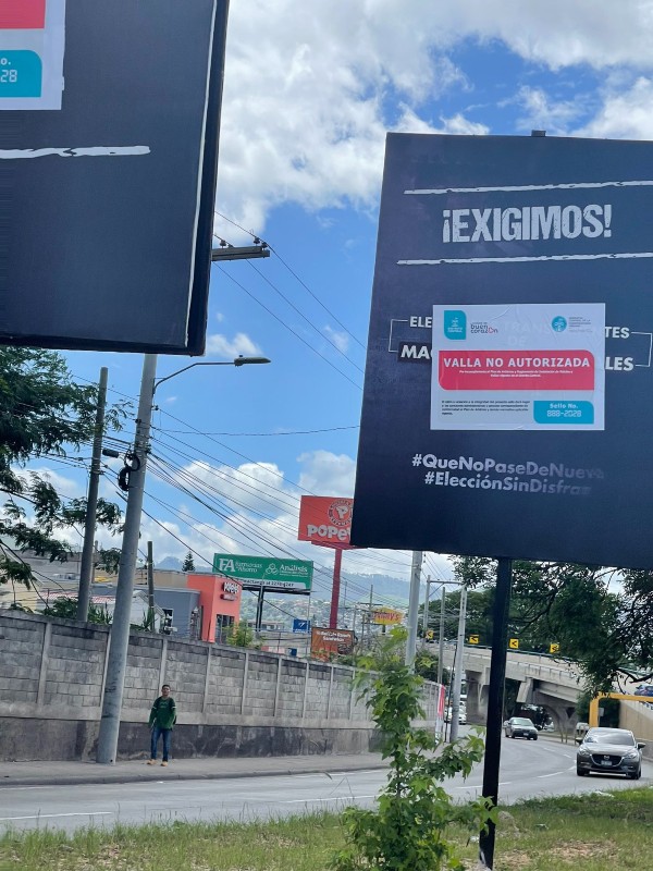 CNA vallas publicitarias censura AMDC
