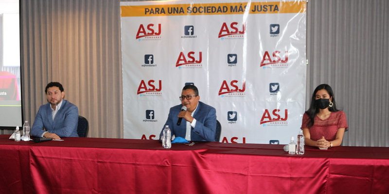 Hernández dijo que harán una veeduría en la Sesal.