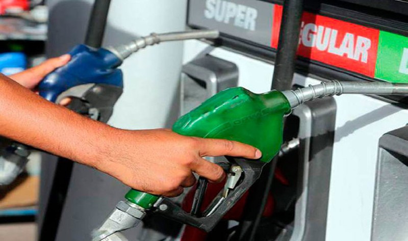 Séptima rebaja precio combustibles