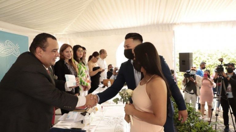 Bodas gratis en la capital