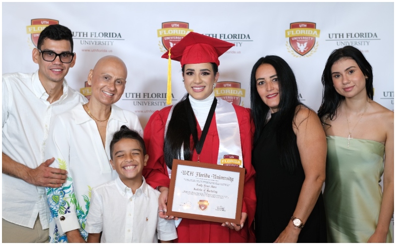 UTH GRADUACIONES (11)