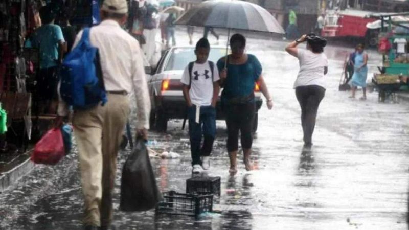 Varias zonas del país registrarán lluvias fuertes esta tarde.