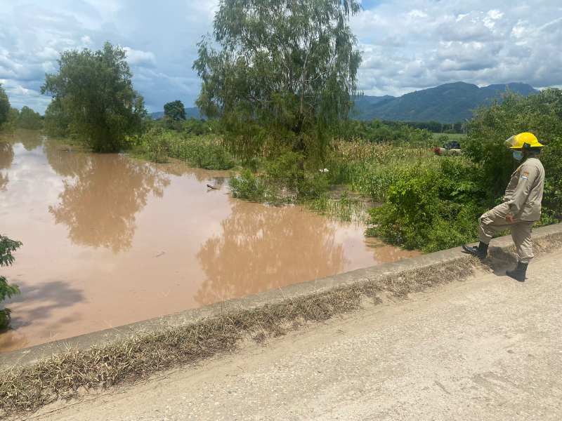 Los bomberos han inspeccionado las zonas que tienen más riesgo de inundaciones.