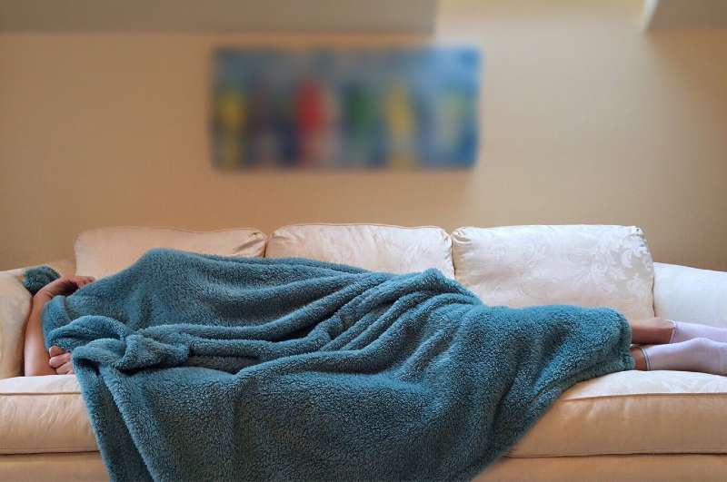 Irnos a la cama con el estómago lleno podría implicar problemas para dormir y/o pesadillas.