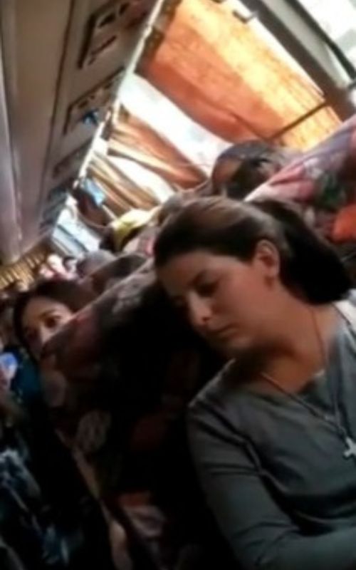inspector de IHTT aprovechándose de migrantes