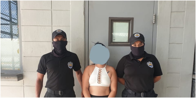 Mujer detenida