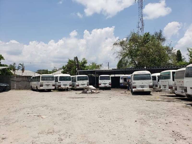 La ruta se encuentra paralizada y se desconoce cuándo volverán a operar con normalidad.