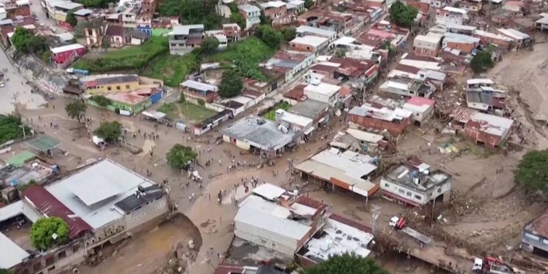 Autoridades informaron que ya se está asistiendo a la población.