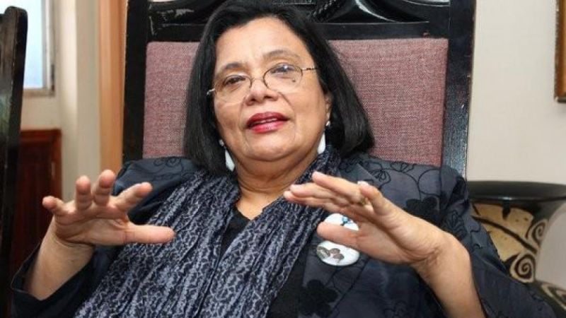 Julieta Castellanos arremete contra gobierno
