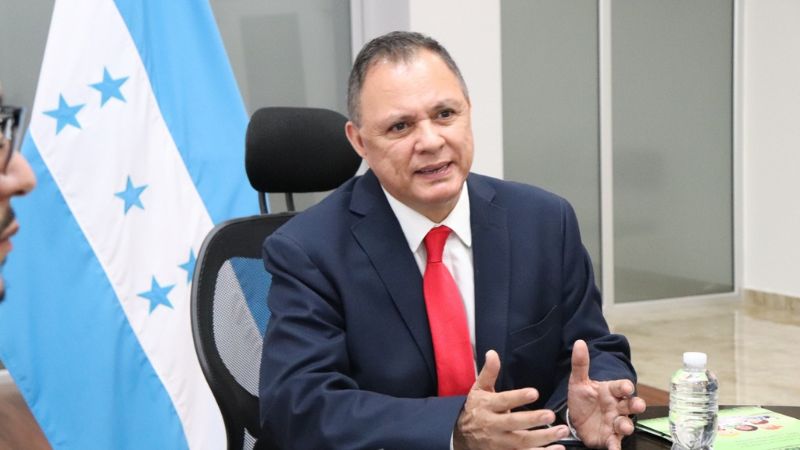corrupción consulado de Honduras en Chicago