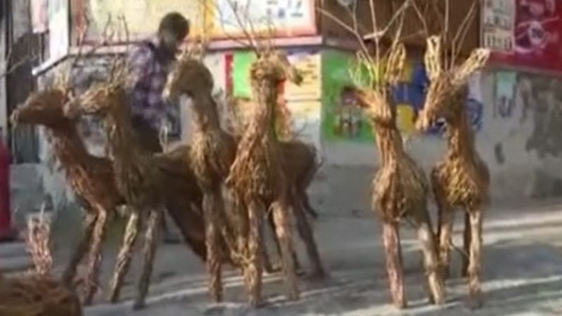 adornos de Navidad en mercados