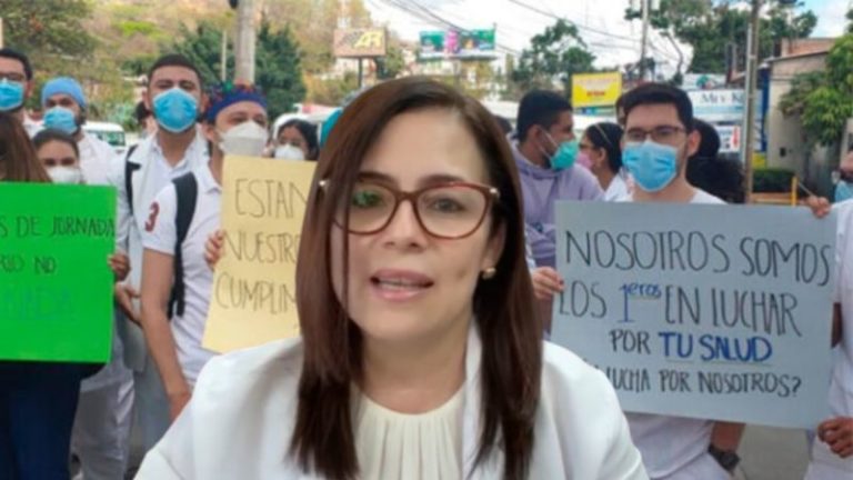 médicos no pueden trabajar sin medicamentos