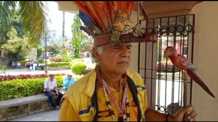 suspenden guía turístico de Copán