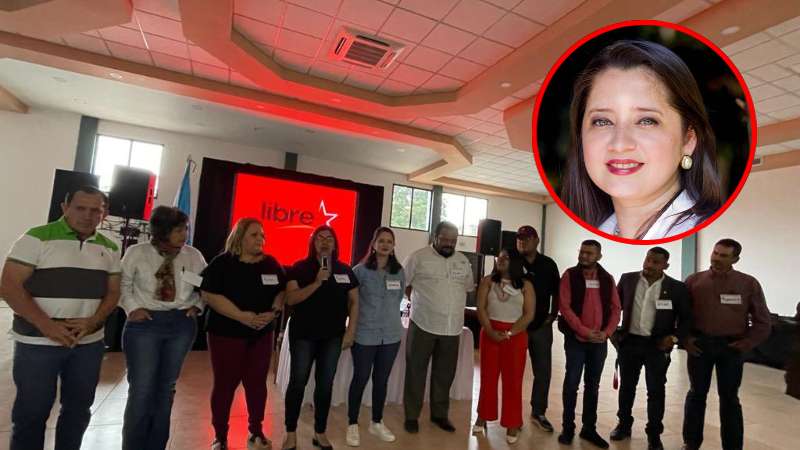 Scherly Arriaga amenaza a periodista