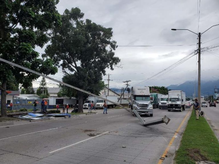 Paso en el bulevar del norte