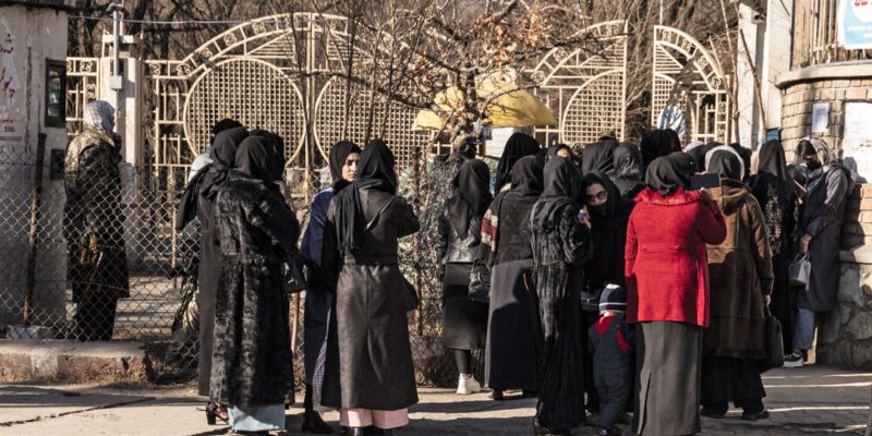 Mujeres talibanes (2)