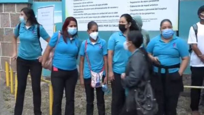 Personal El Torax protesta